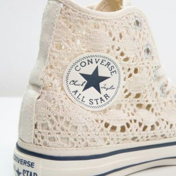 lace chucks